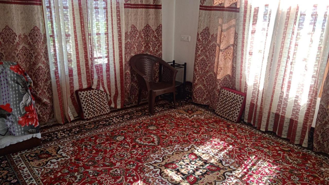 Mir Manzil Panzió Srīnagar Kültér fotó